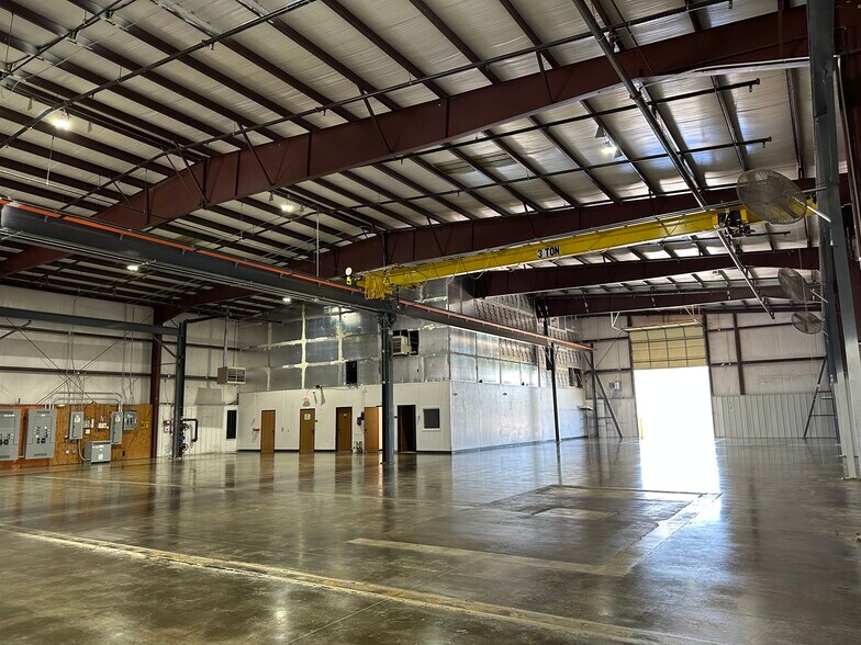 More Photos Of 4800 S Council Rd, Oklahoma City Warehouse For Lease