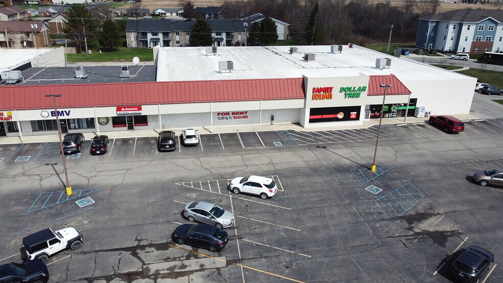 More Photos Of 840 E Jefferson St, Tipton Unknown For Lease