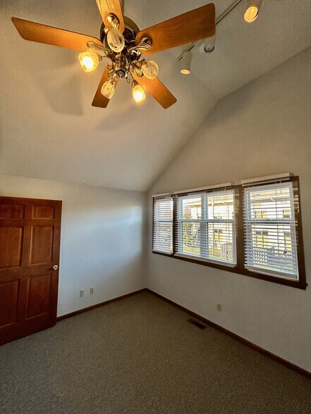 More Photos Of 4920 Reed Rd, Columbus Loft Creative Space For Lease