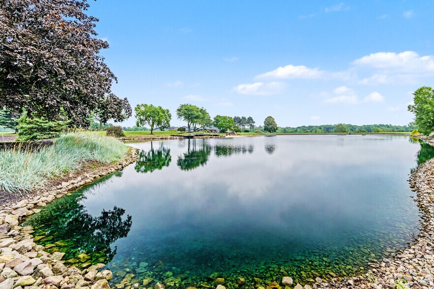 More Photos Of 7291 Stone Rd, Medina Office For Sale