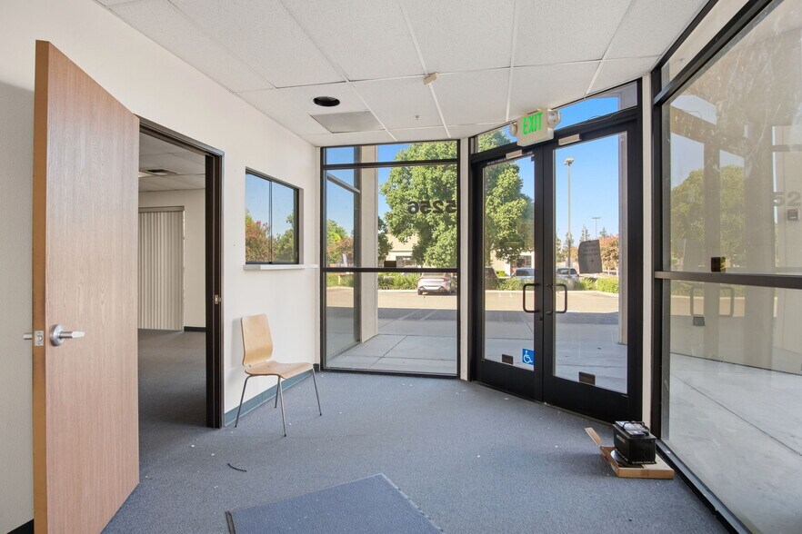 More Photos Of 5256 Pirrone Ct, Salida Warehouse For Lease