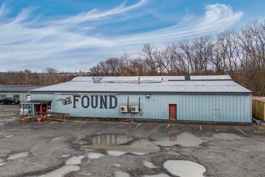 More Photos Of 227 Cherry St, Ithaca Manufacturing For Sale