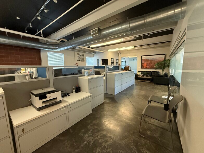 More Photos Of 11339 S 700 E, Sandy Office For Sale