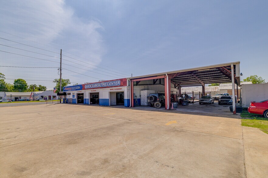 More Photos Of 3782 Front St, Winnsboro Industrial For Sale