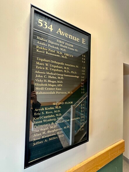 More Photos Of 534-548 Avenue E, Bayonne Office For Sale