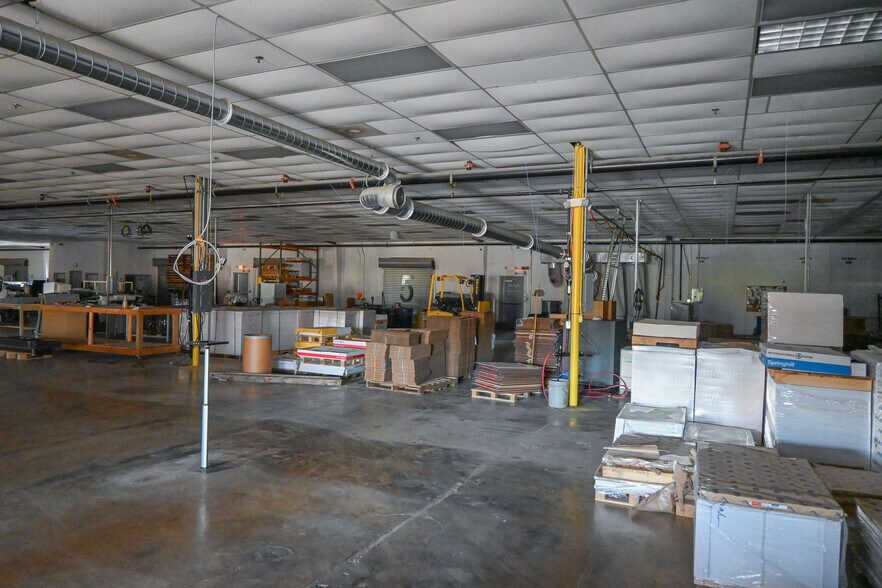 More Photos Of 1505 The Boardwalk, Huntsville Office For Sale