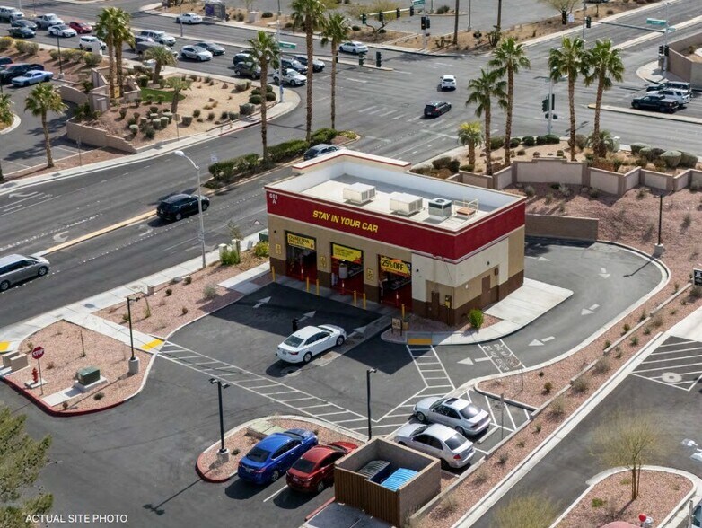 Primary Photo Of 601 Whitney Ranch Drive, Henderson Auto Repair For Sale
