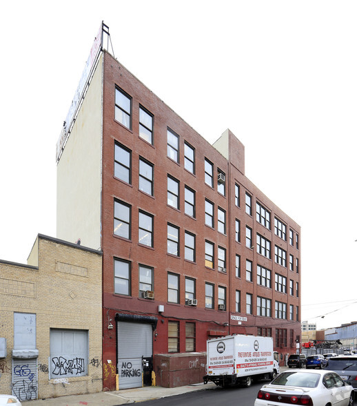 Primary Photo Of 432 Austin Pl, Bronx Flex For Lease