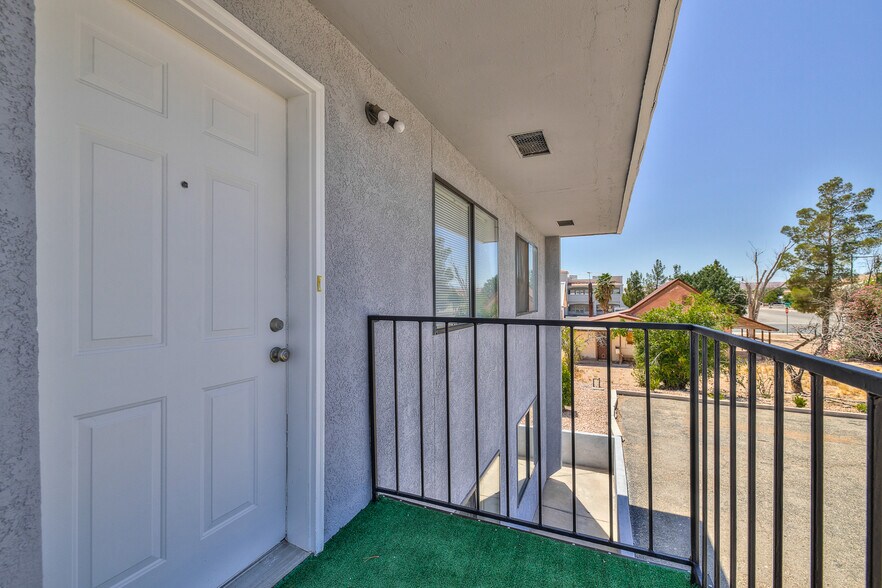 More Photos Of 126 E 1st North St, Mesquite Multifamily For Sale