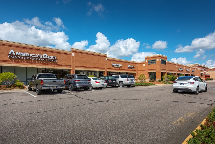 More Photos Of 255-305 New Byhalia Rd, Collierville Storefront For Lease