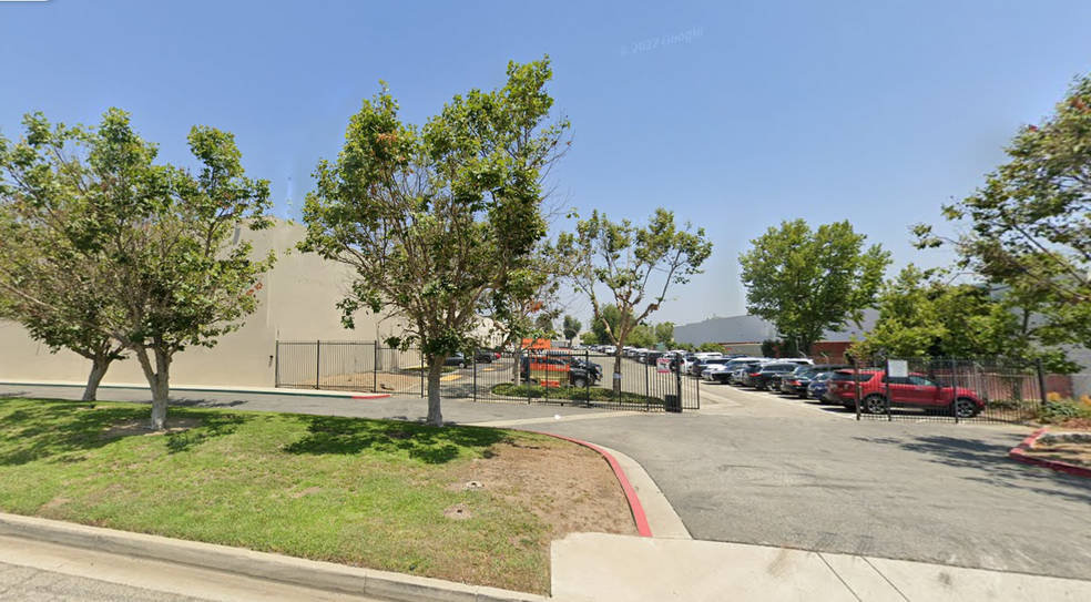 Primary Photo Of 399 W Artesia Blvd, Compton Warehouse For Lease