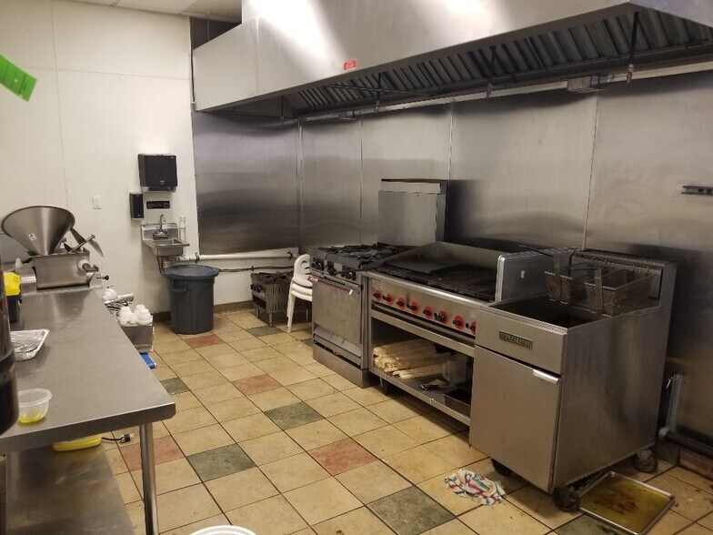 More Photos Of 343-351 State Route 34, Matawan Unknown For Lease