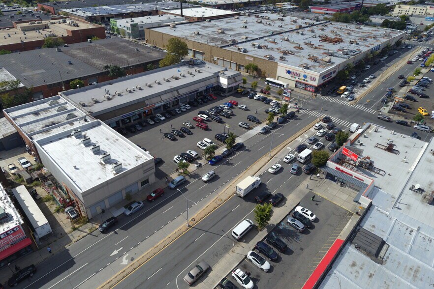 More Photos Of 1110 Pennsylvania Ave, Brooklyn Unknown For Lease