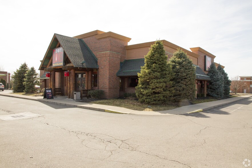 More Photos Of 3939 Morse Crossing, Columbus Restaurant For Sale