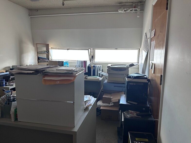 More Photos Of 123 S Union St, Traverse City Freestanding For Sale