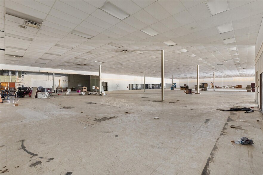 More Photos Of 440-500 W Gulf Atlantic Hwy, Wildwood Unknown For Lease