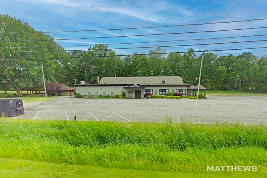 Primary Photo Of 8820 Bender Rd, North Ridgeville Lodge Meeting Hall For Sale