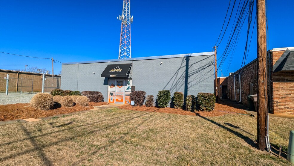 Primary Photo Of 151 Blue Bell Rd, Greensboro Warehouse For Sale