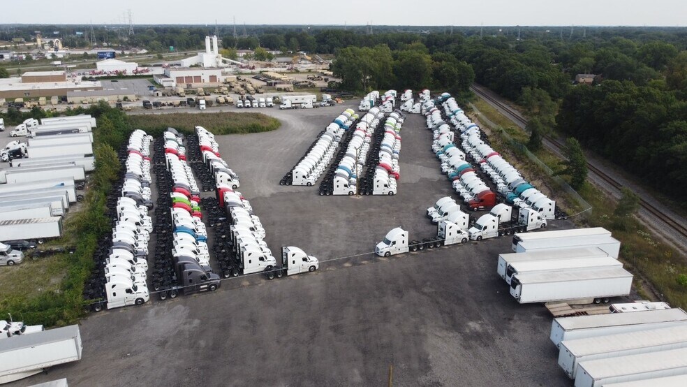 More Photos Of 2399 E 15th Ave, Gary Service For Lease