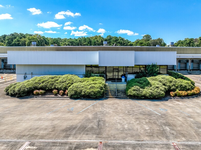 More Photos Of 1870 Highway 22 W, Alexander City Warehouse For Lease