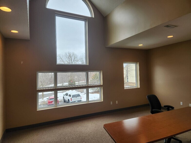 More Photos Of 3352 Sherman Ct, Eagan Medical For Sale