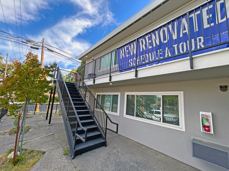 More Photos Of 248 W Oak St, Stockton Apartments For Sale