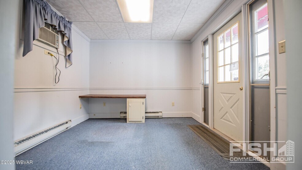 More Photos Of 994 Vallamont Dr, Williamsport Office For Sale