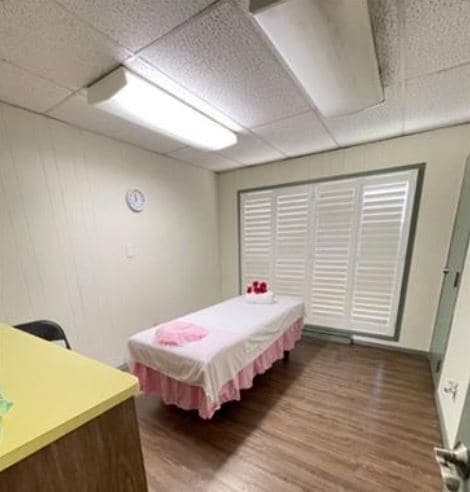 More Photos Of 1204 Cottonwood St, Woodland Office For Sale
