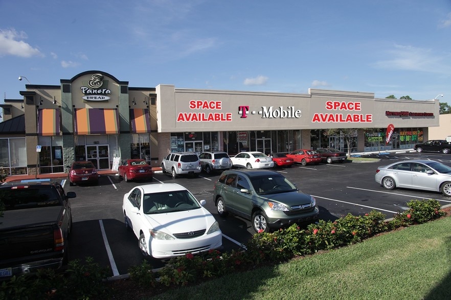 More Photos Of 2670-2860 NW Federal Hwy, Jensen Beach Storefront For Sale
