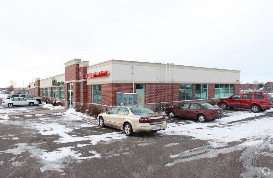 More Photos Of 2741 Clairemont Ave, Eau Claire General Retail For Lease