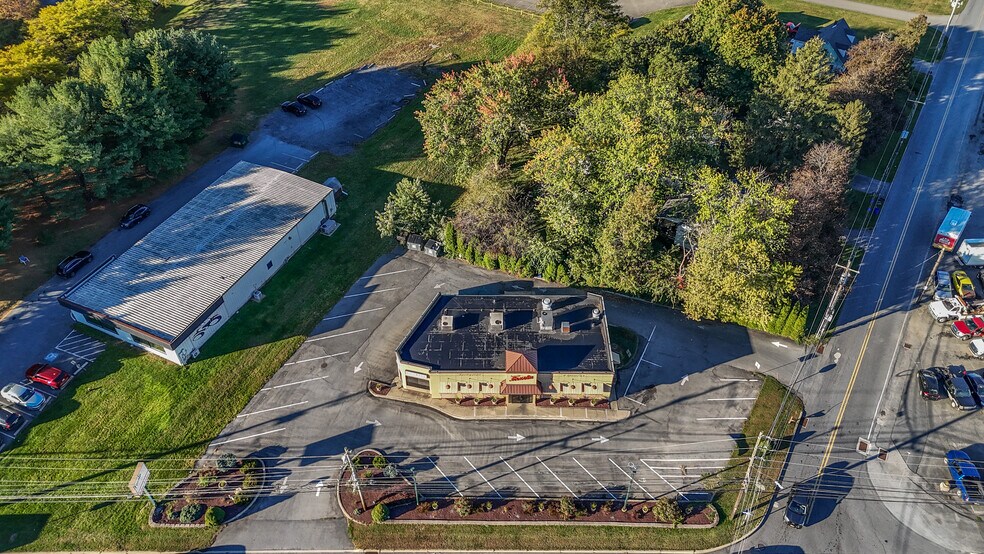 More Photos Of 2400 Schoenersville Rd, Allentown Restaurant For Sale
