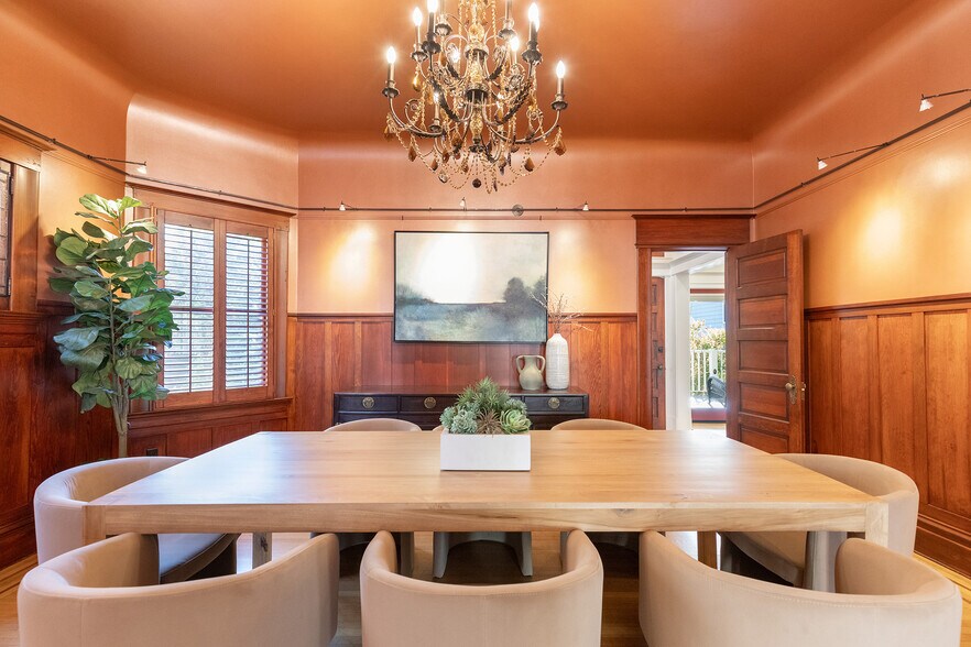 More Photos Of 2220 Capitol Ave, Sacramento Apartments For Sale