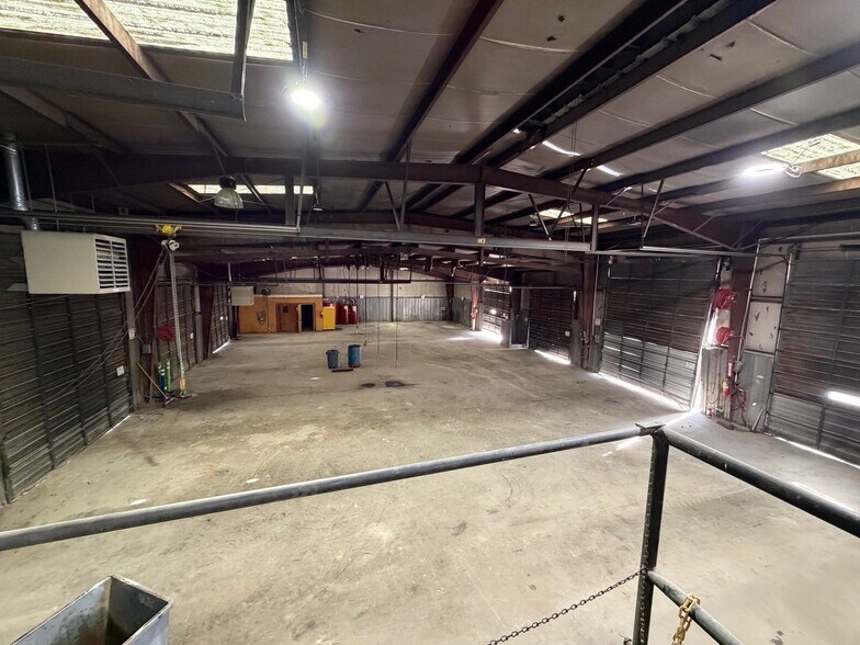 More Photos Of 429 Granite Quarry Trl, Mount Airy Warehouse For Lease
