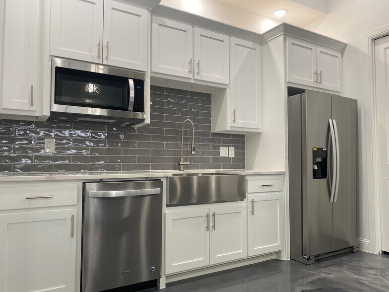 More Photos Of 4451 Dale Earnhardt Way, Northlake Unknown For Lease