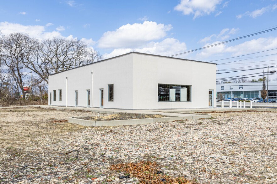 More Photos Of 252 State Route 35 S, Eatontown Freestanding For Sale