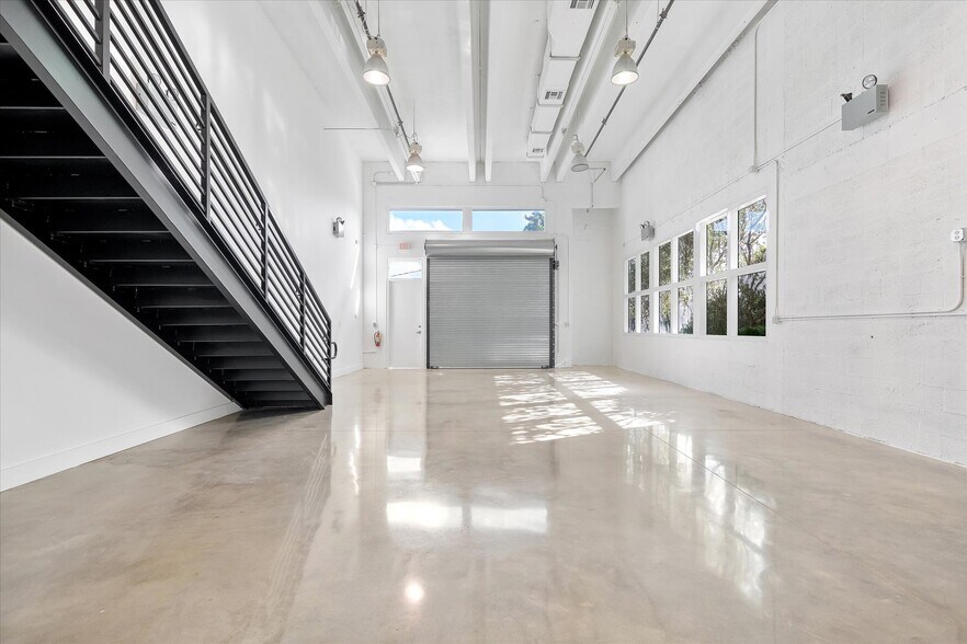 More Photos Of 64 NW 54th St, Miami Loft Creative Space For Sale