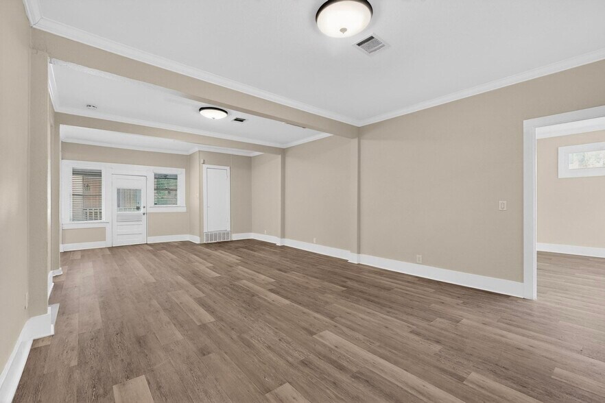 More Photos Of 78 San Marcos St, Austin Office Residential For Lease