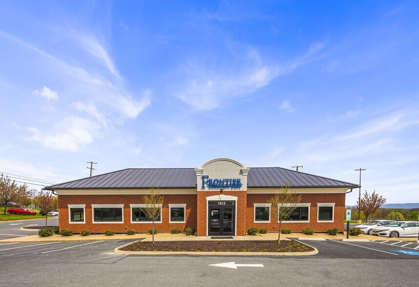 More Photos Of 1015 Richmond Ave, Staunton General Retail For Lease