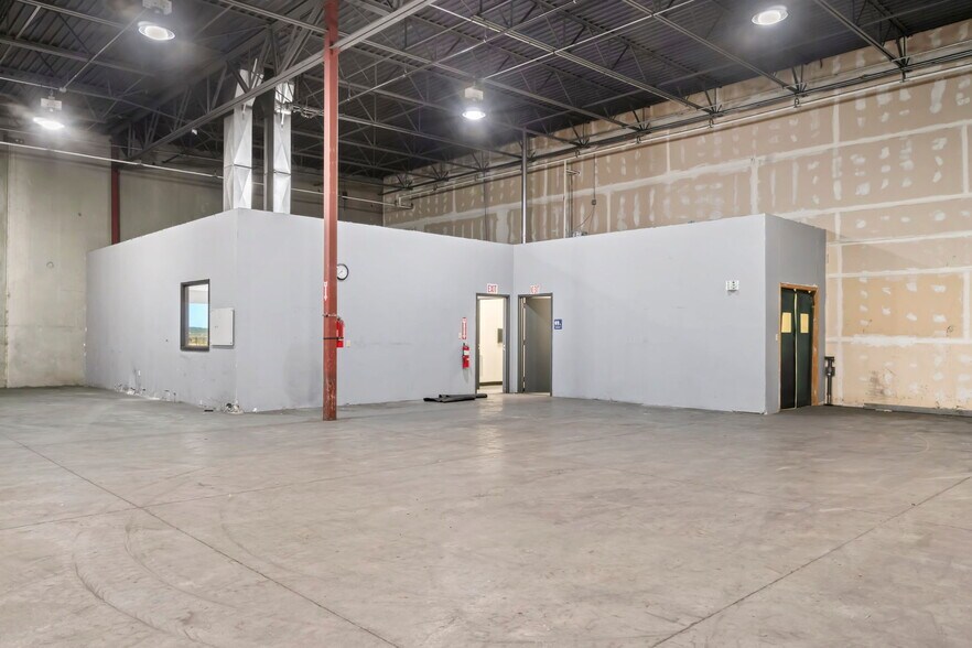 More Photos Of 101 Lexington Ave, Cheyenne Warehouse For Lease