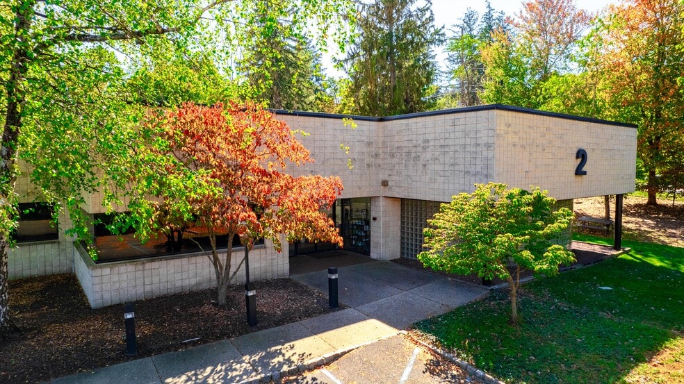 More Photos Of 2 Stewart Ct, Denville Flex For Sale