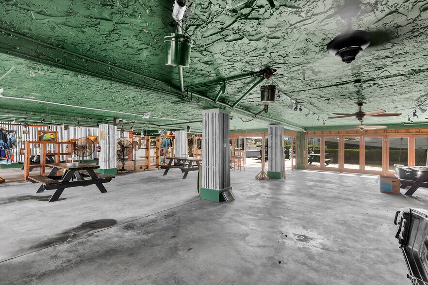 More Photos Of 90311 Old Hwy, Tavernier General Retail For Sale