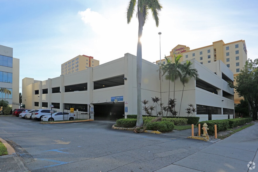 More Photos Of 815 NW 57th Ave, Miami Office For Lease