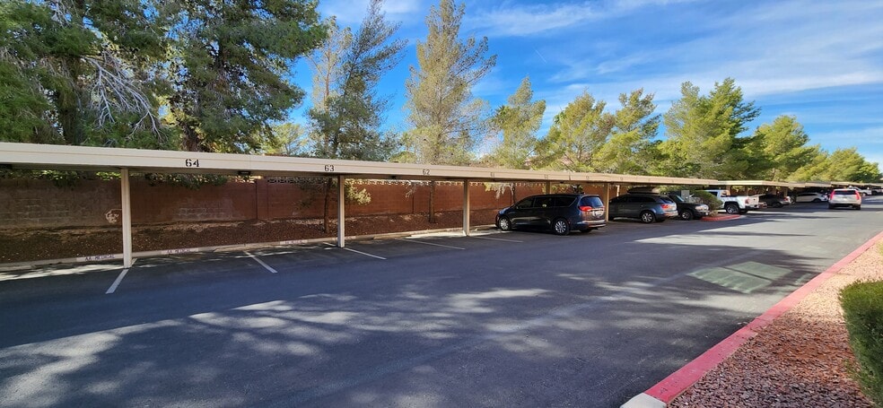 More Photos Of 4135 N Rancho Dr, Las Vegas Light Distribution For Lease