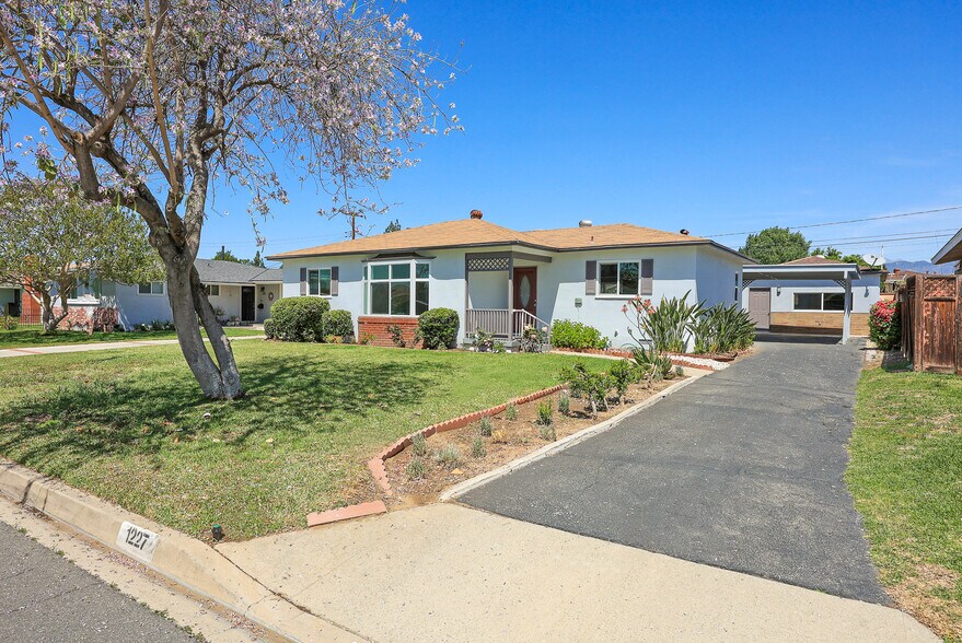 More Photos Of 1227 E Grovecenter St, West Covina Specialty For Sale