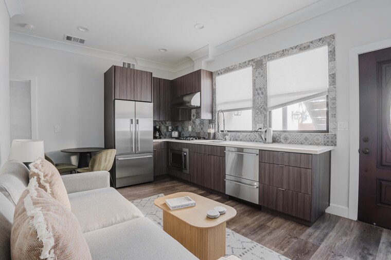 More Photos Of 251 Middlefield Rd, Palo Alto Apartments For Sale