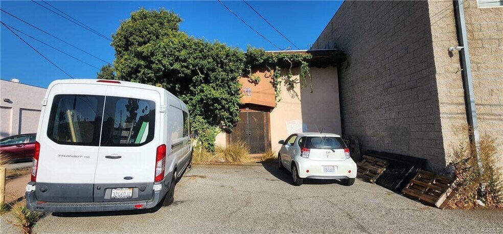 More Photos Of 617 S Myrtle Ave, Monrovia Storefront For Sale