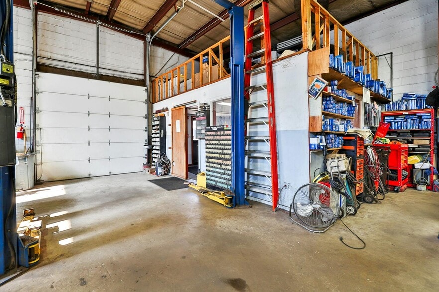 More Photos Of 50-52 Main st, Nyack Flex For Sale