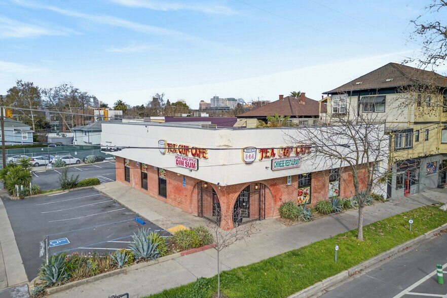 More Photos Of 1614 21st St, Sacramento Restaurant For Sale