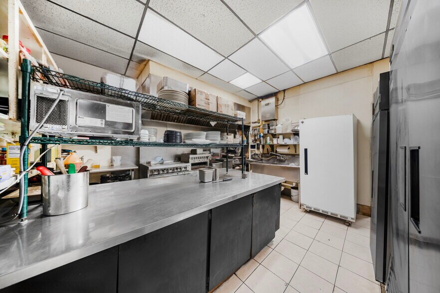 More Photos Of 152 Kearny Ave, Kearny Restaurant For Sale