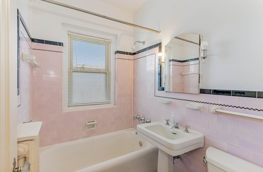 More Photos Of 2719 Park Ave, Minneapolis Apartments For Sale